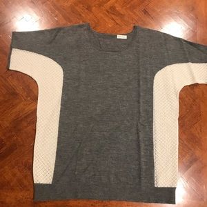Pretty, Light Weight Cashmere Sweater, L